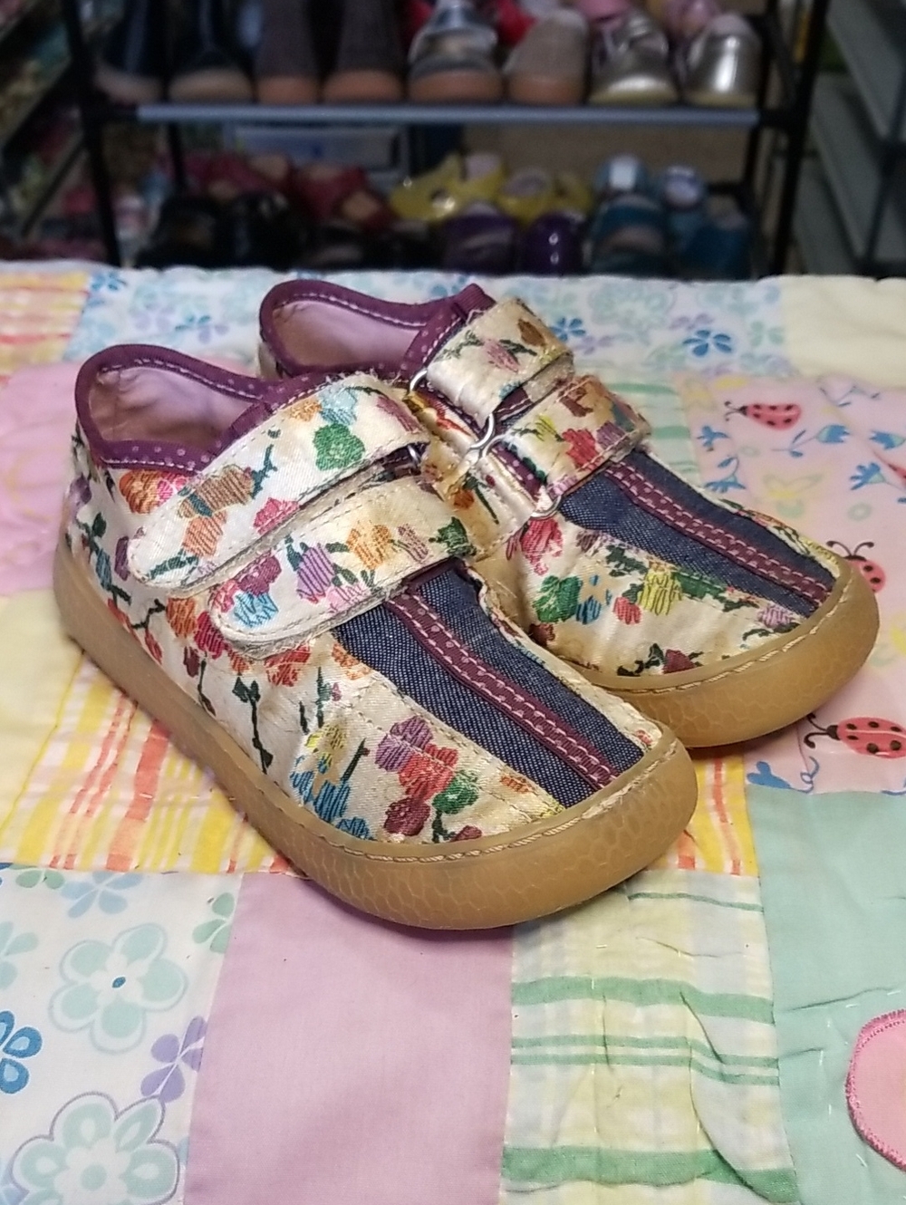 Livie & Luca Cream Floral & Denim Sneakers with Purple Trim Size 11